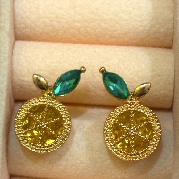 NWOT Lemon Fashion Post Earrings! - Picture 2 of 5
